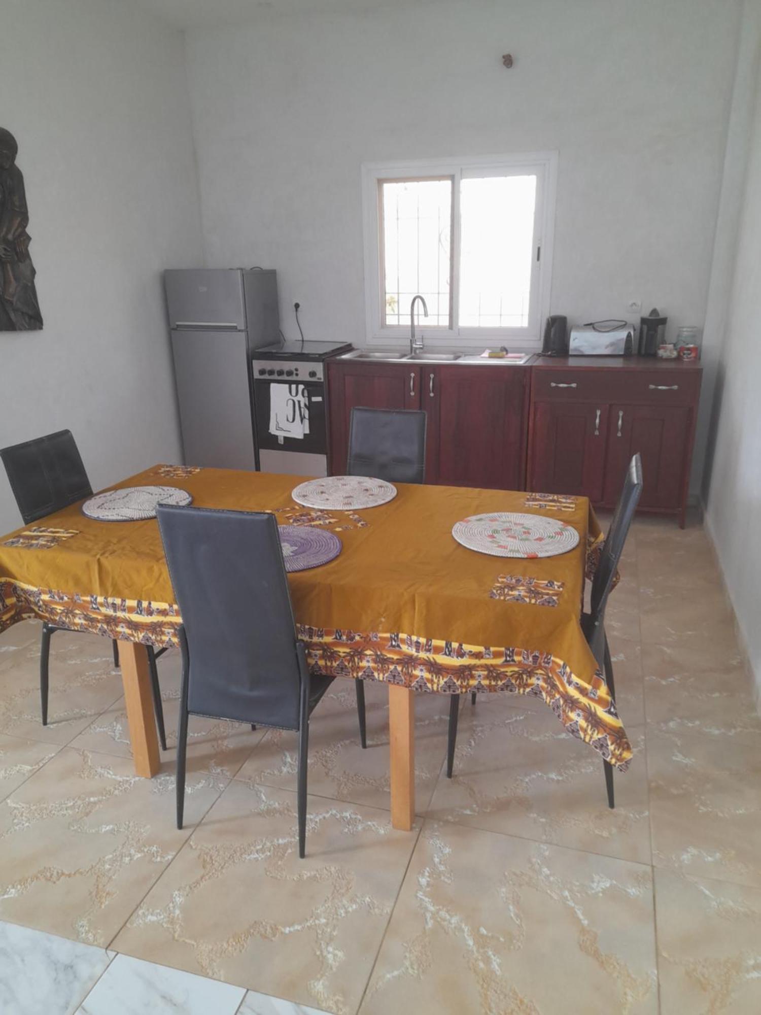 Maison D Hote La Dore Du Senegal Bas-De - Villa Somone Oda fotoğraf